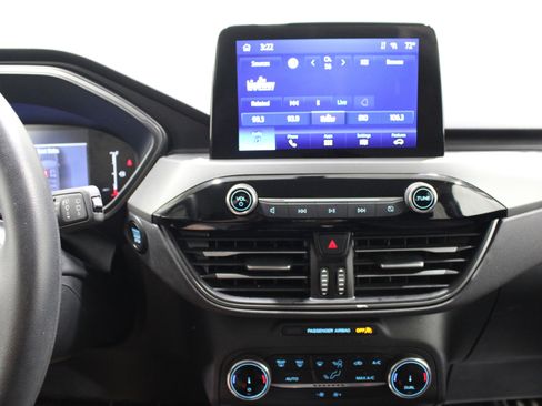 Used 2025 Ford Escape Active FWD image 13