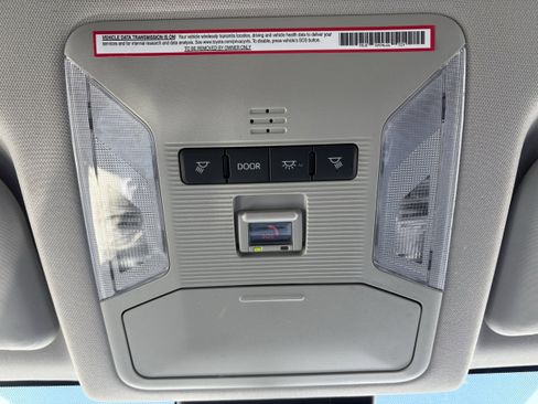 Used 2023 Toyota RAV4 LE FWD image 25