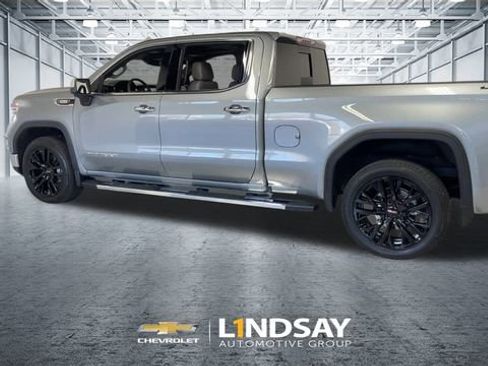 Used 2025 GMC Sierra 1500 SLT w/ SLT Premium Package image 7