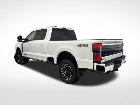 Used 2025 Ford F350 Platinum image 3
