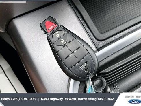 Used 2023 RAM 1500 Classic SLT w/ Trailer & Traction Group image 9