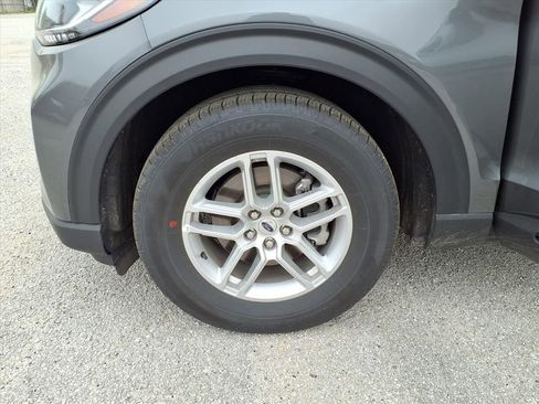 New 2026 Ford Explorer Active image 23