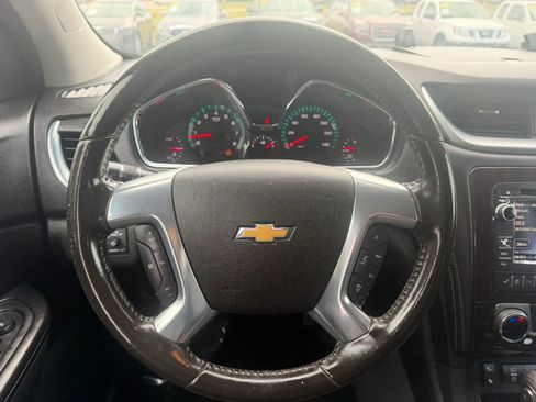 Used 2016 Chevrolet Traverse LT FWD image 18