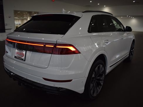 Used 2025 Audi Q8 Premium Plus w/ Premium Plus Package AWD/4WD image 7