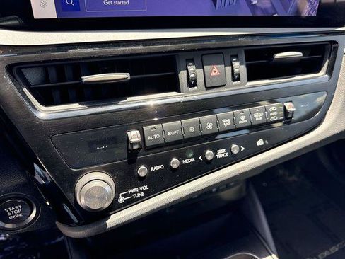 Certified 2024 Lexus ES 350 w/ Technology Package FWD image 19