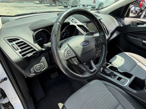Used 2018 Ford Escape SE w/ SE Sport Appearance Package AWD/4WD image 11