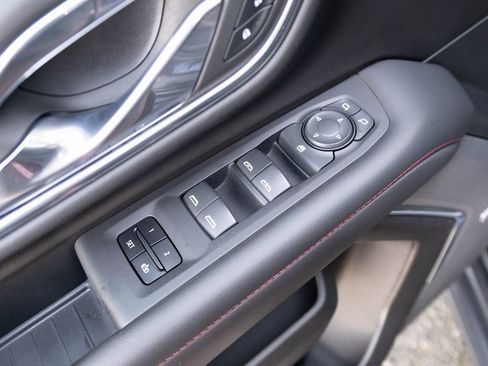 Used 2023 Chevrolet Tahoe RST image 16