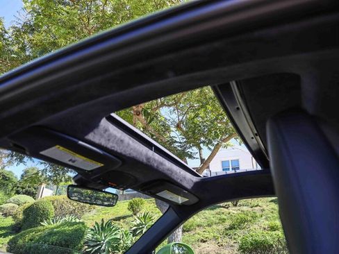 Used 2019 Porsche 911 GT3 RS image 33