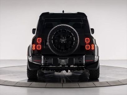 New 2025 Land Rover Defender 110 X-Dynamic SE