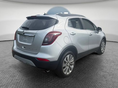Used 2019 Buick Encore Preferred FWD image 3