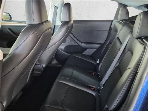 Used 2023 Tesla Model Y Long Range AWD/4WD image 19