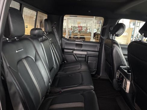 Used 2020 Ford F150 Platinum image 30