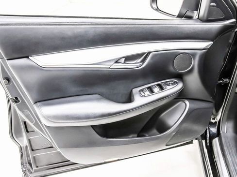 Used 2021 INFINITI QX50 Luxe w/ Appearance Package image 27