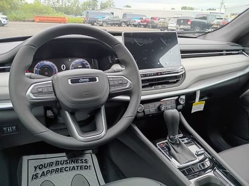 New 2026 Jeep Compass Limited AWD/4WD image 10