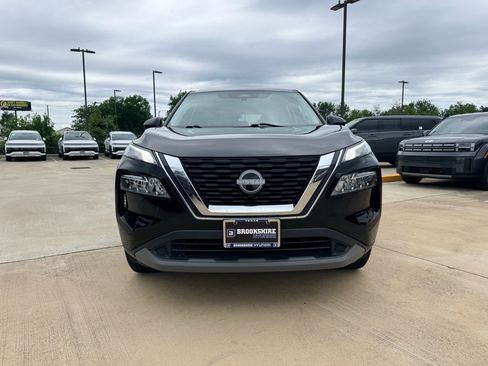 Used 2023 Nissan Rogue SV AWD/4WD image 2