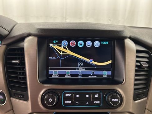 Used 2020 GMC Yukon Denali w/ Denali Premium Package image 17