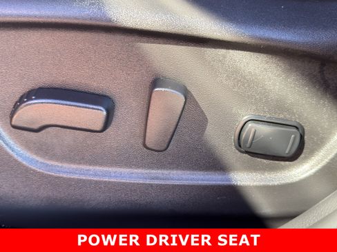 Used 2022 Nissan Rogue Sport SL w/ Premium Package image 19