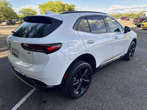 Used 2022 Buick Envision Preferred w/ Sport Touring Package FWD image 7