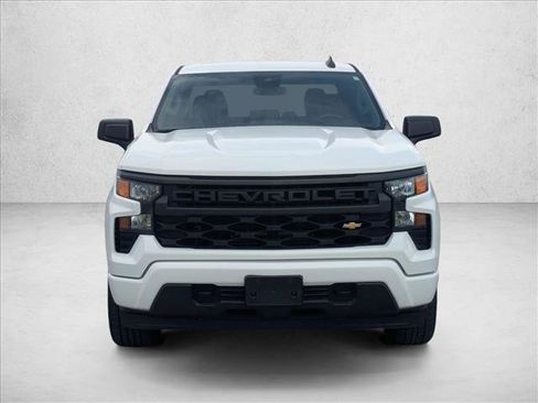 Certified 2022 Chevrolet Silverado 1500 Custom RWD image 2