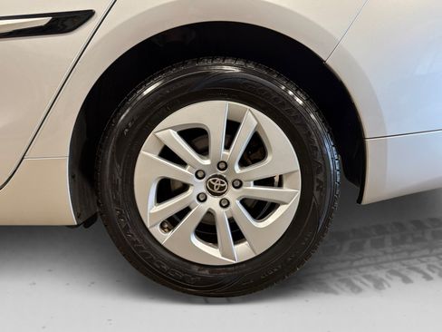 Used 2016 Toyota Prius Two FWD image 47