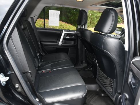 Used 2019 Toyota 4Runner Limited AWD/4WD image 20