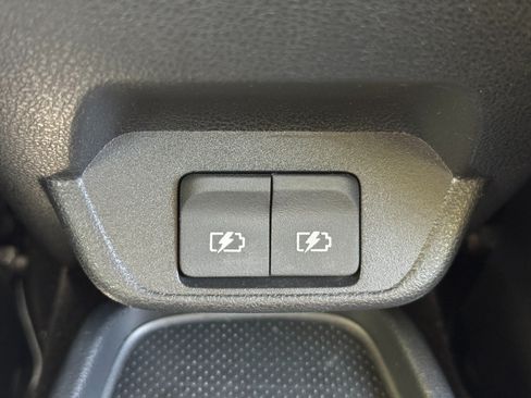 Used 2023 Nissan Leaf S FWD image 28