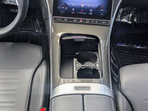Used 2023 Mercedes-Benz C 300 Sedan image 17