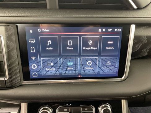 Used 2023 GMC Yukon Denali image 16