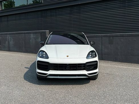 Certified 2023 Porsche Cayenne Turbo GT AWD/4WD image 2