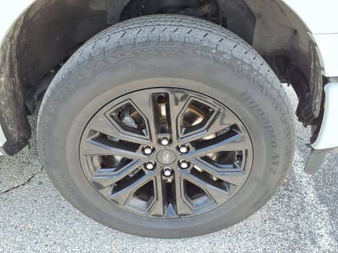 Used 2024 Ford F150 Lariat w/ Equipment Group 502A High AWD/4WD image 9