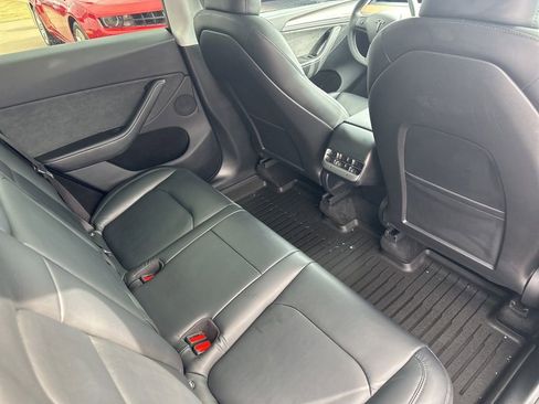 Used 2023 Tesla Model Y Long Range image 20