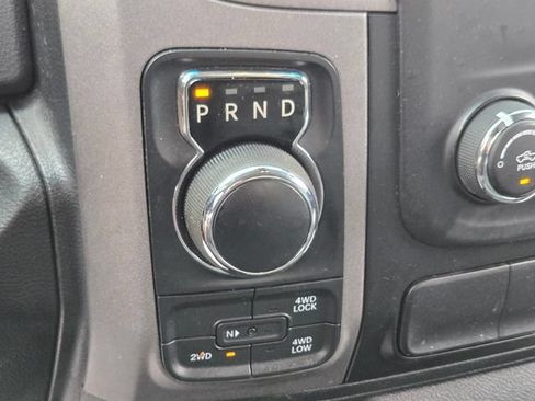 Used 2017 RAM 1500 Express AWD/4WD image 31