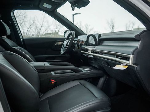 New 2027 Kia Telluride S image 11