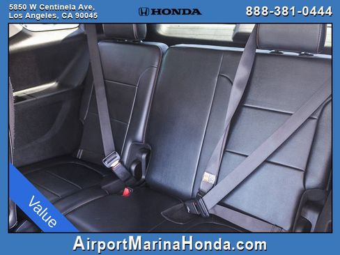 Used 2018 Chevrolet Traverse LT w/ LPO, Black Accent Package AWD/4WD image 28