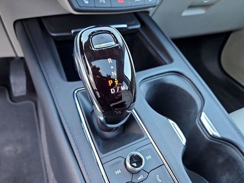 Used 2023 Cadillac XT4 Premium Luxury w/ Cold Weather Package image 17