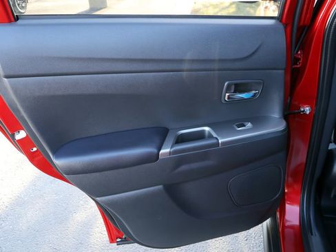 Used 2025 Mitsubishi Outlander Sport ES AWD/4WD image 24