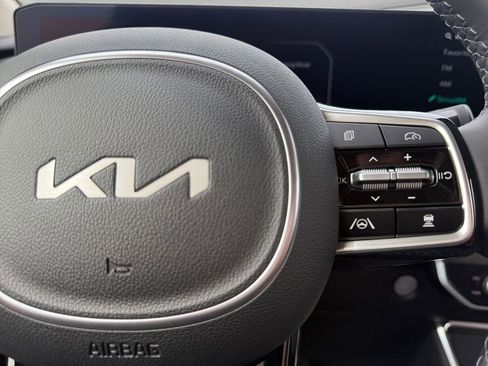 New 2026 Kia Carnival SX image 26