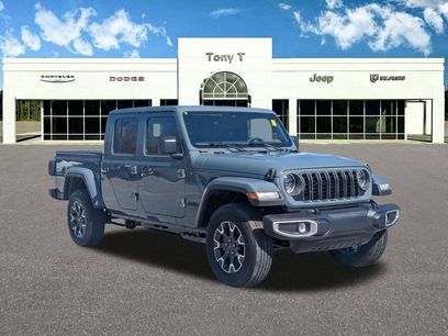 New 2026 Jeep Gladiator Sport