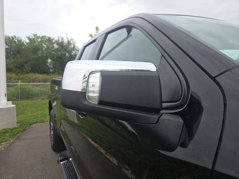 Used 2019 Chevrolet Silverado 1500 LT w/ True North Edition AWD/4WD image 5