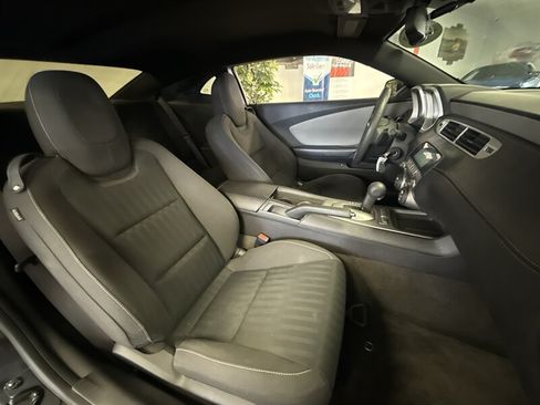 Used 2012 Chevrolet Camaro LS RWD image 21