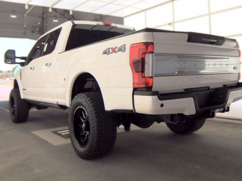 Used 2017 Ford F350 Platinum w/ Platinum Ultimate Package AWD/4WD image 6
