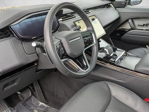 Used 2025 Land Rover Range Rover Sport SE image 10