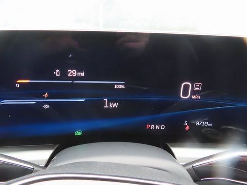 Used 2024 Cadillac Lyriq Luxury w/ LPO, Floor Liner Package image 18