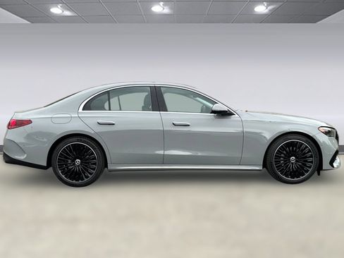 Used 2026 Mercedes-Benz E 350 Sedan image 7