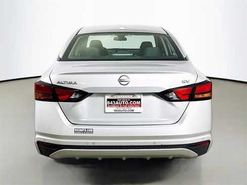 Used 2024 Nissan Altima 2.5 SV image 30