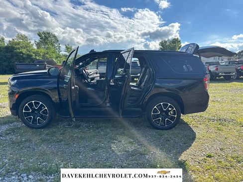 Used 2021 Chevrolet Tahoe RST w/ Luxury Package AWD/4WD image 37