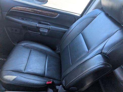 Used 2011 Nissan Armada SL w/ DVD FES Pkg image 22