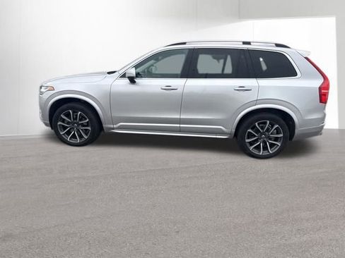 Used 2019 Volvo XC90 T5 Momentum w/ Multimedia Package image 6