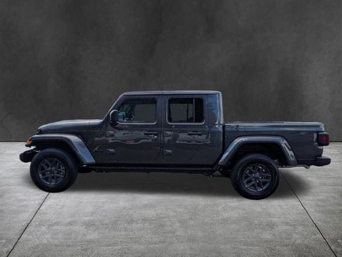 New 2025 Jeep Gladiator Sport image 7