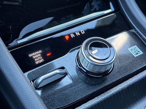 New 2025 Jeep Grand Cherokee L Limited image 21